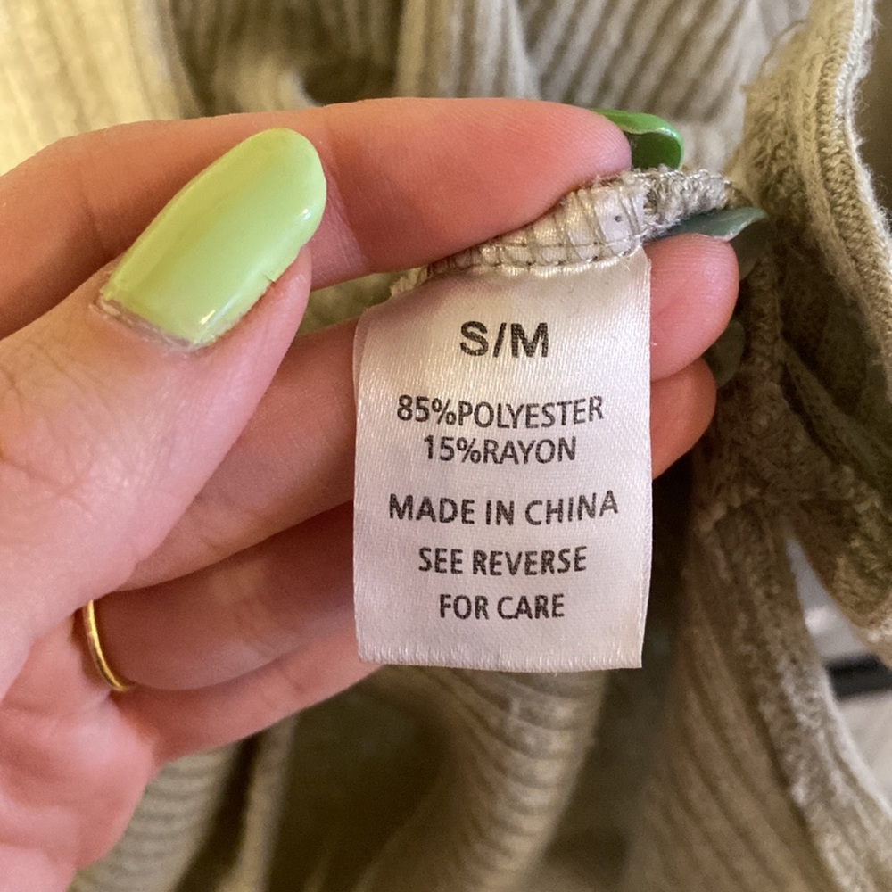 Sage Green Ribbed Short Set - Picture 9 of 9